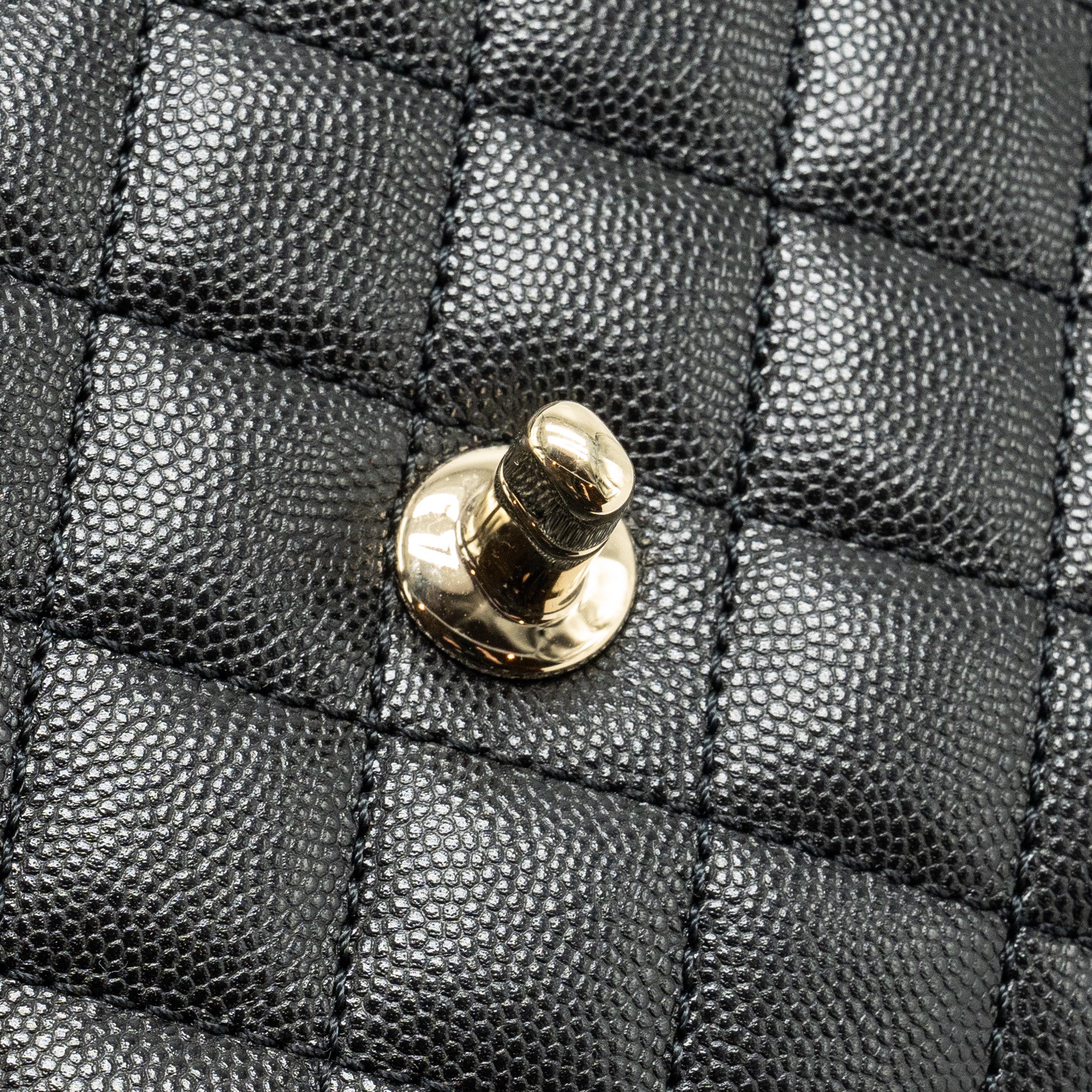 chanel-23p-coco-love-flap-bag-caviar-black-ghwmicrochip-1