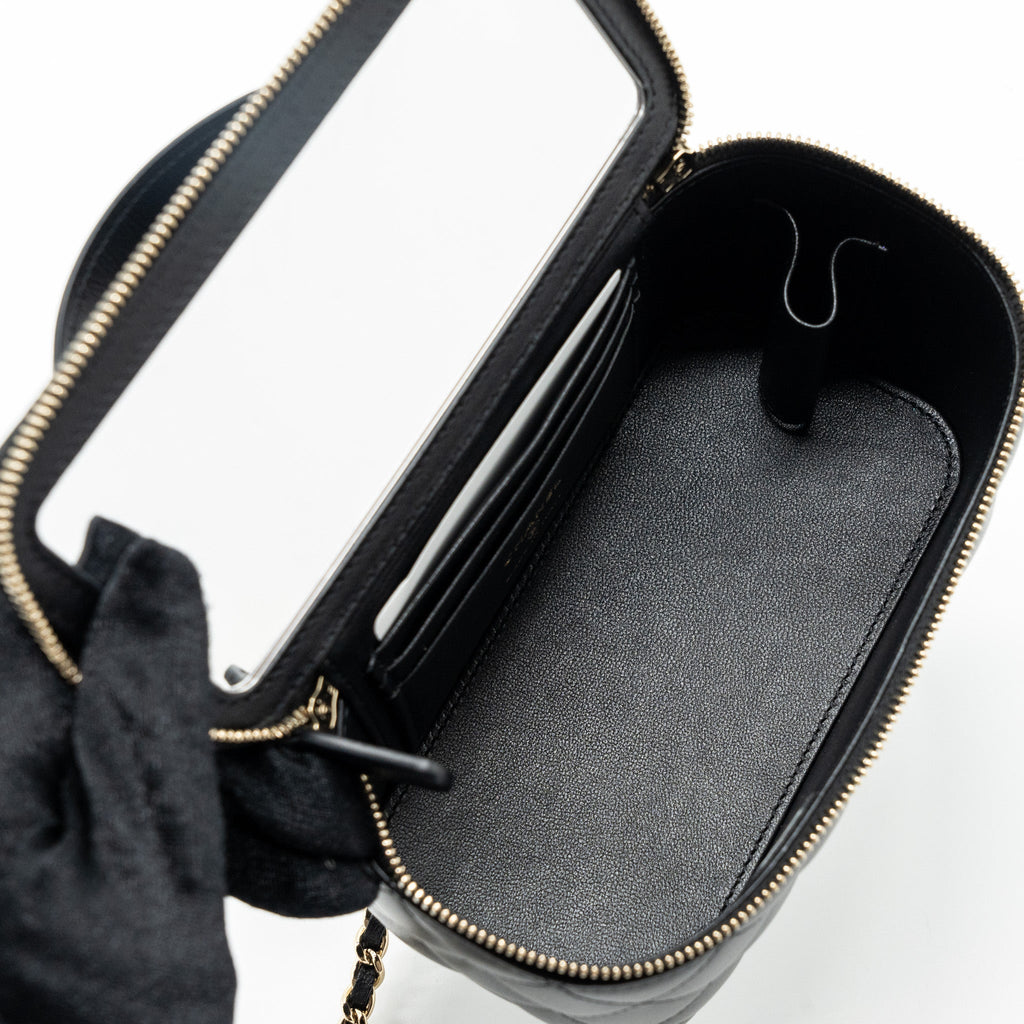 chanel-top-handle-long-vanity-with-chains-lambskin-black-lghwmicrochip