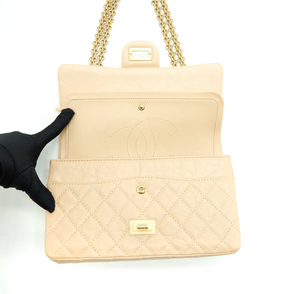 chanel-2-55-225-reissue-double-flap-bag-calfskin-light-beige-ghw