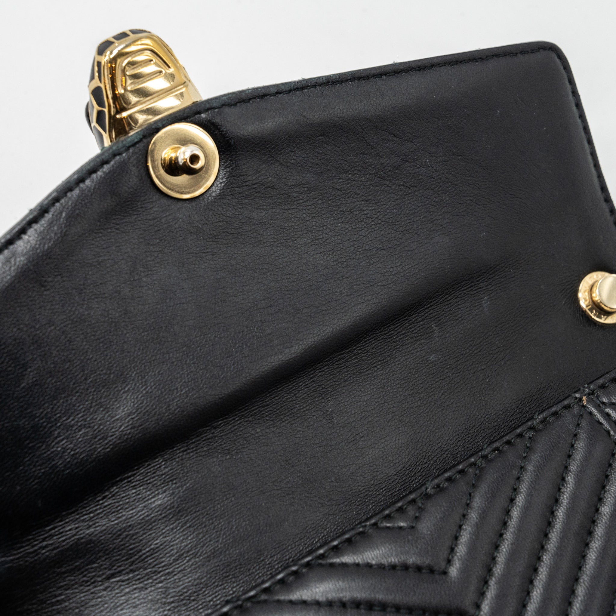 bvlgari-serpenti-forever-shoulder-bag-leather-black-lghw