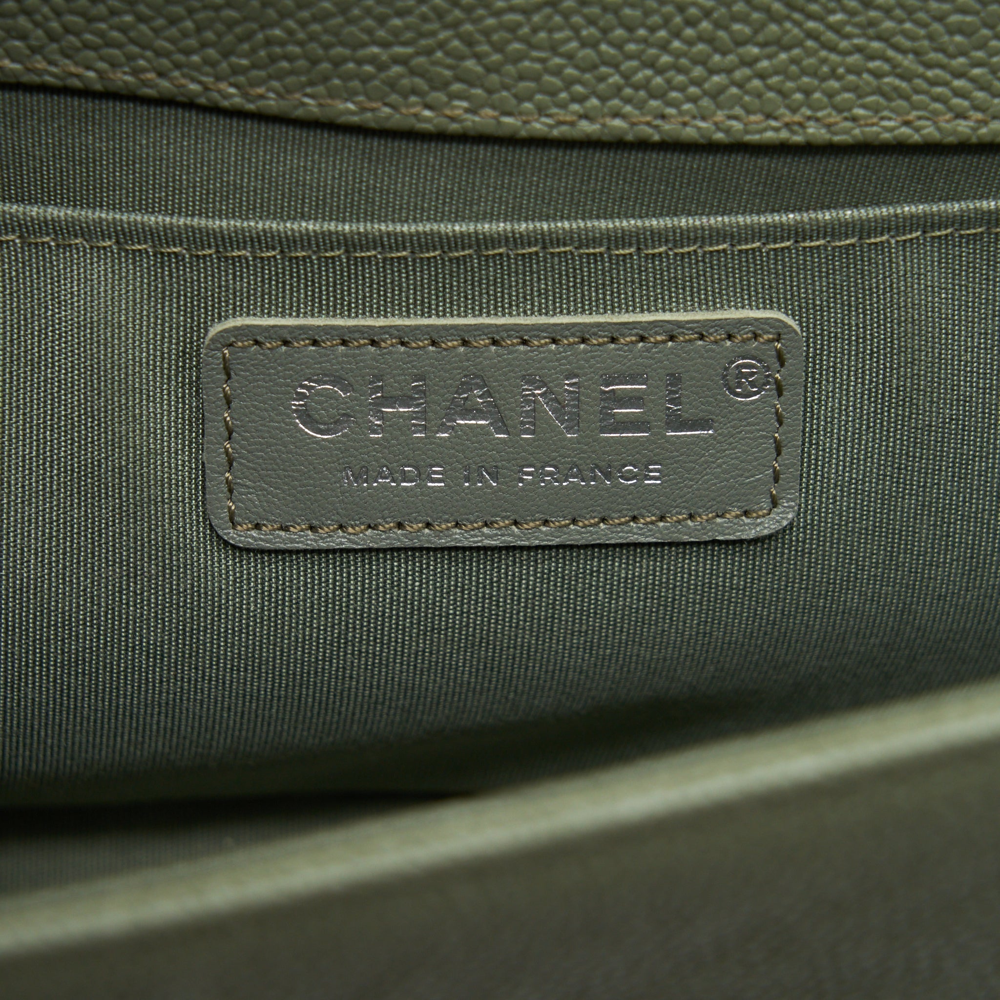chanel-medium-boy-bag-caviar-light-green-shw