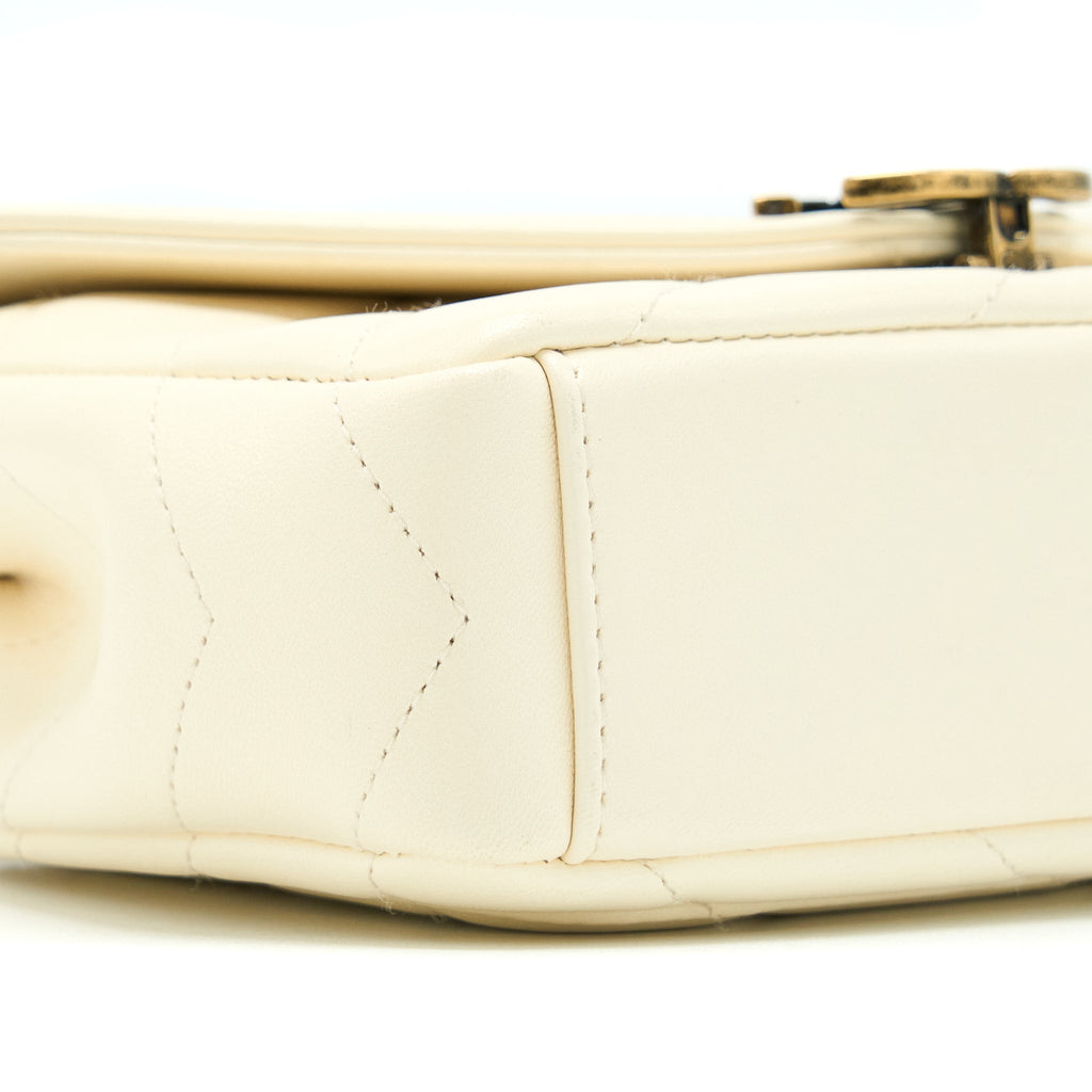 chanel-envelop-chevron-flap-bag-white-with-ruthenium-gold-hardware