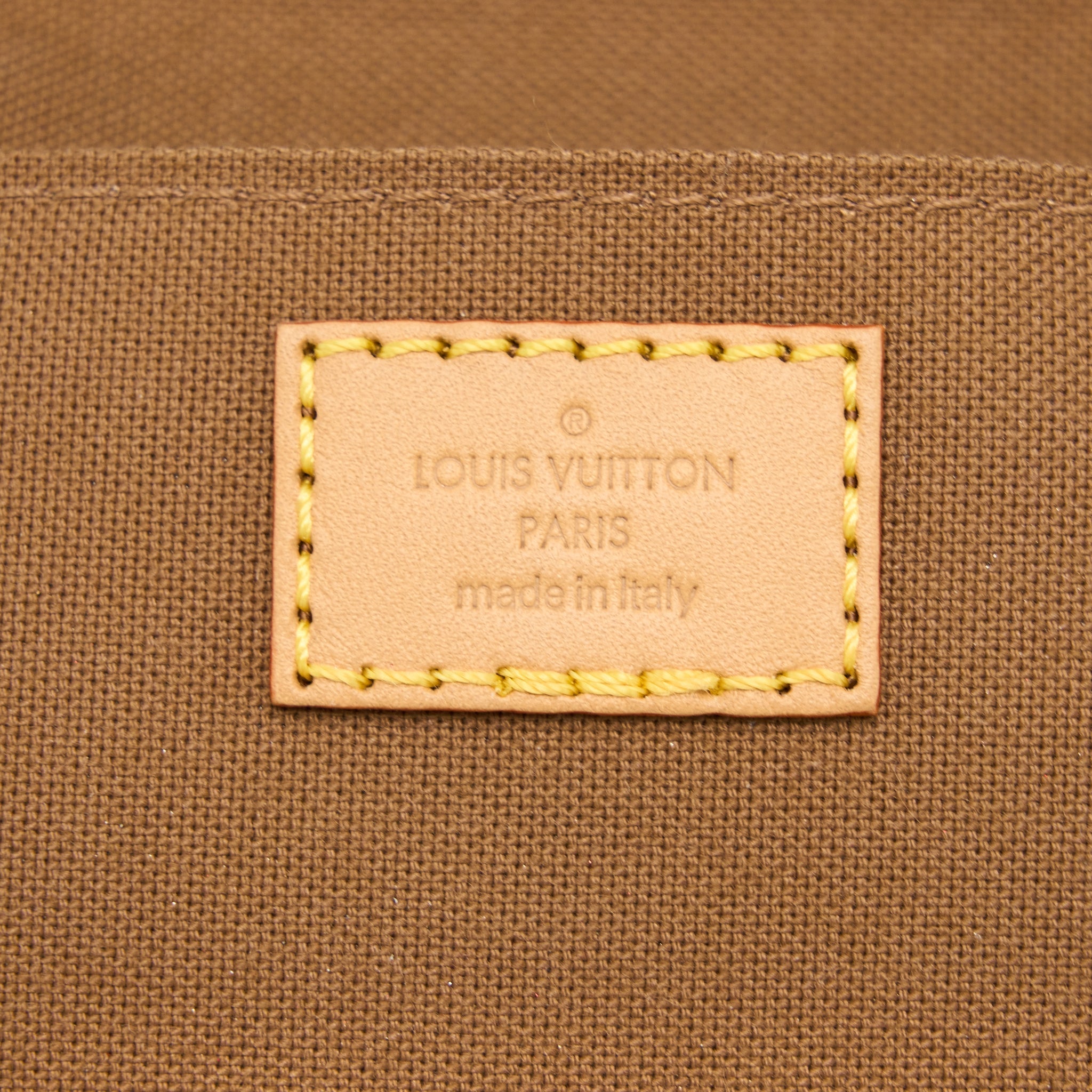 louis-vuitton-petit-sac-plat-monogram-canvas-ghw-8