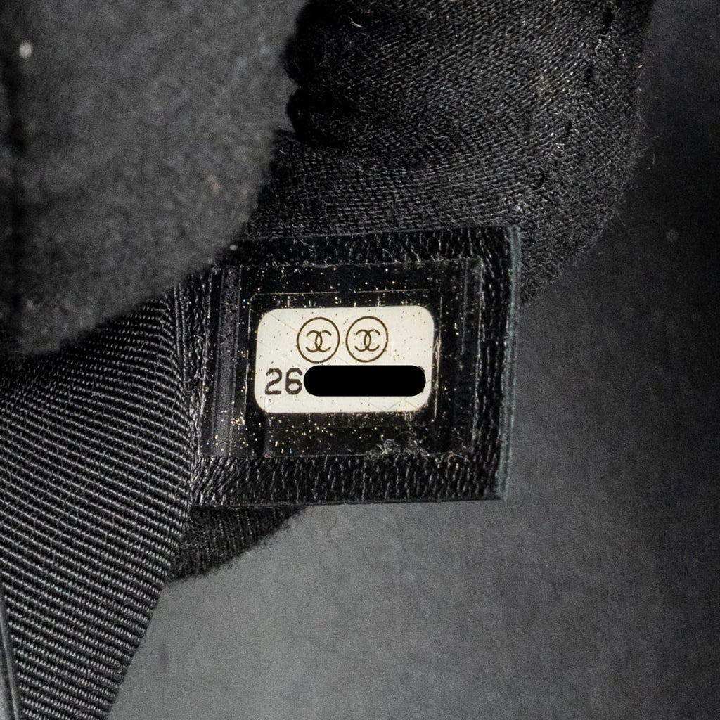 chanel-medium-boy-bag-calfskin-black-ruthenium-shw-1