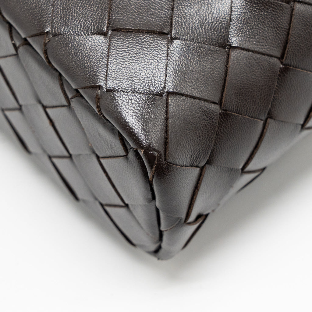 bottega-veneta-bang-bang-vanity-case-with-strap-intrecciato-leather-fondant-ghw