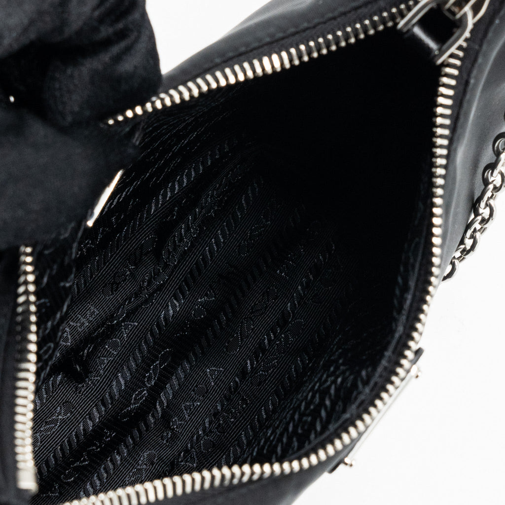 prada-reedition-2005-nylon-black-shw