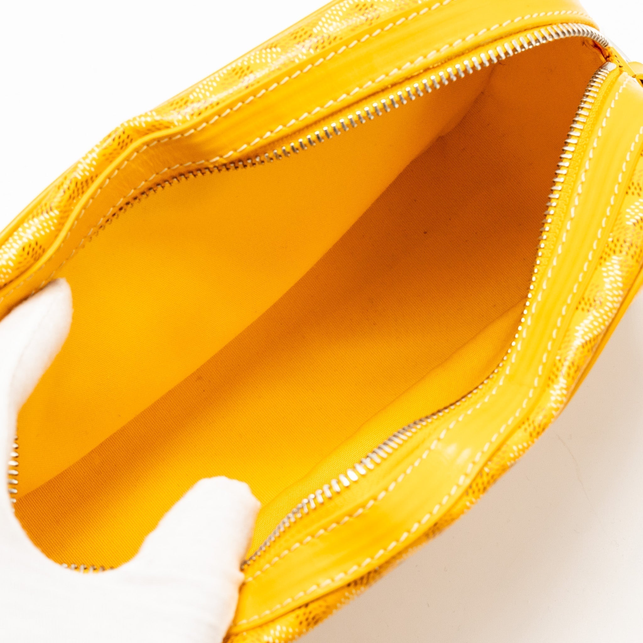 goyard-cape-vert-pm-crossbody-bag-goyardline-canvas-yellow-shw