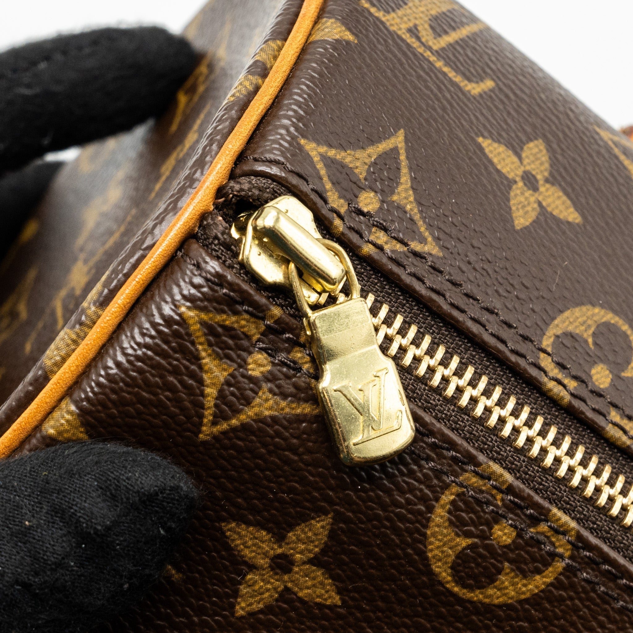 louis-vuitton-vintage-papillon-bag-monogram-canvas-ghw-2