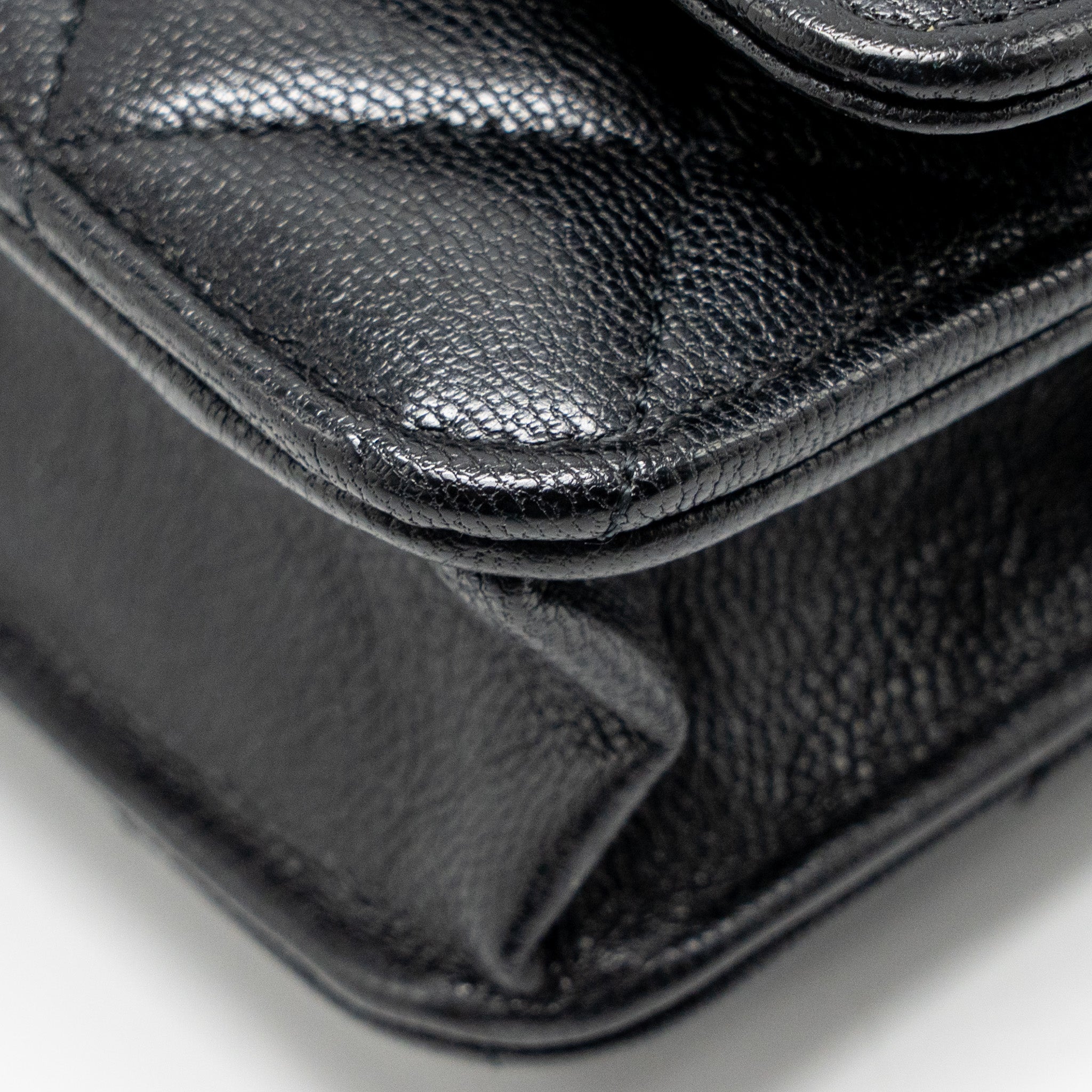 chanel-detailed-strap-wallet-on-chain-lambskin-black-with-multicolour-hardware-microchip-copy