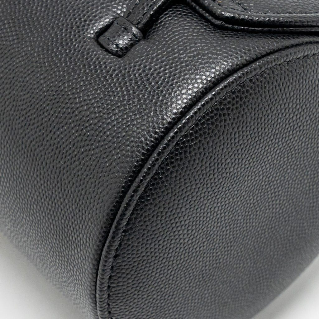 chanel-black-11