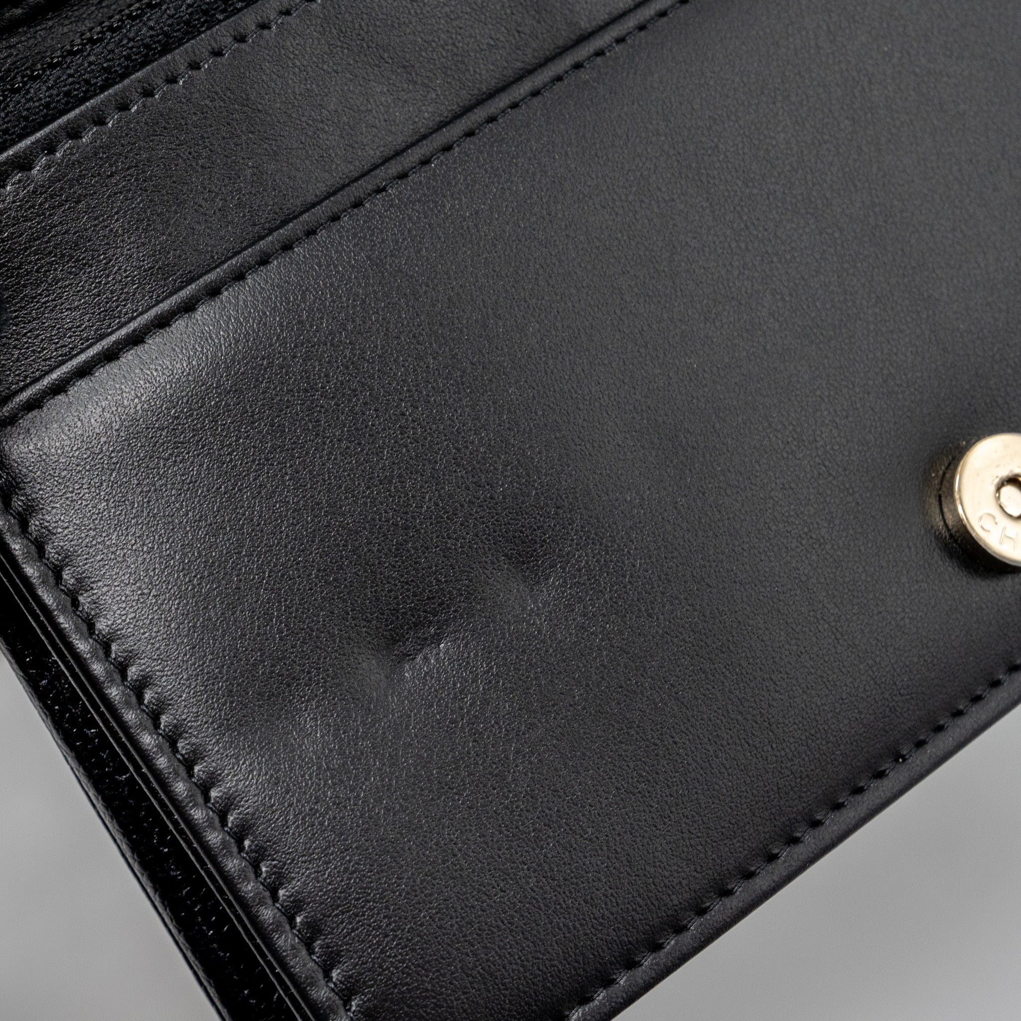 chanel-boy-wallet-on-chain-caviar-black-lghw-microchip