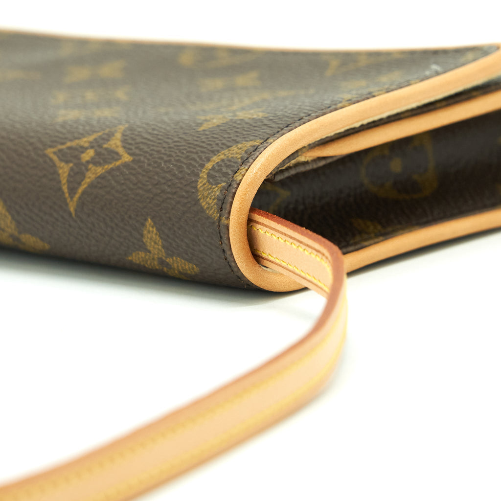 louis-vuitton-vintage-belt-bag-monogram-canvas-year-2001