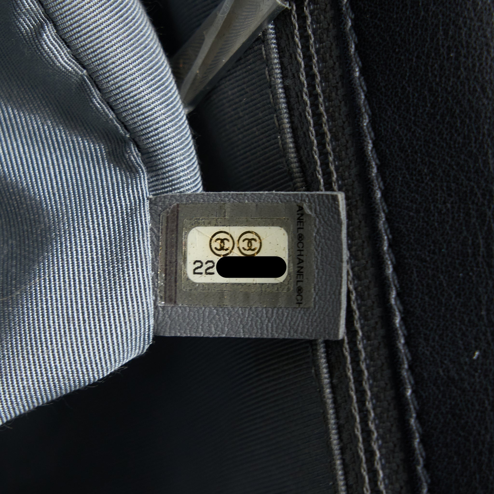 chanel-new-medium-boy-bag-chevron-lambskin-black-shw