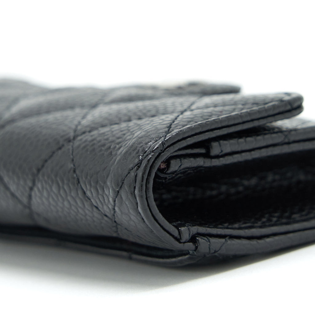chanel-classic-flap-card-holder-caviar-black-shw-1