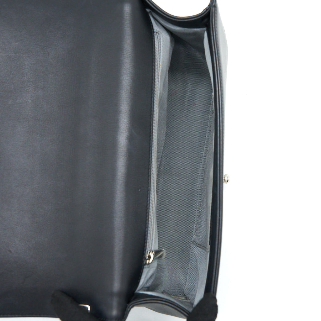 chanel-new-medium-boy-bag-chevron-lambskin-black-shw