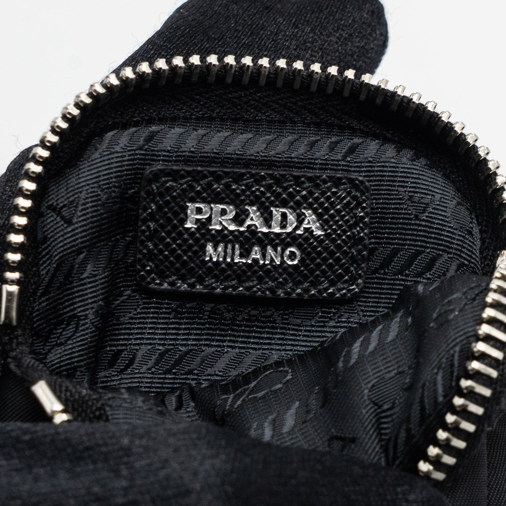 prada-reedition-2005-nylon-black-shw