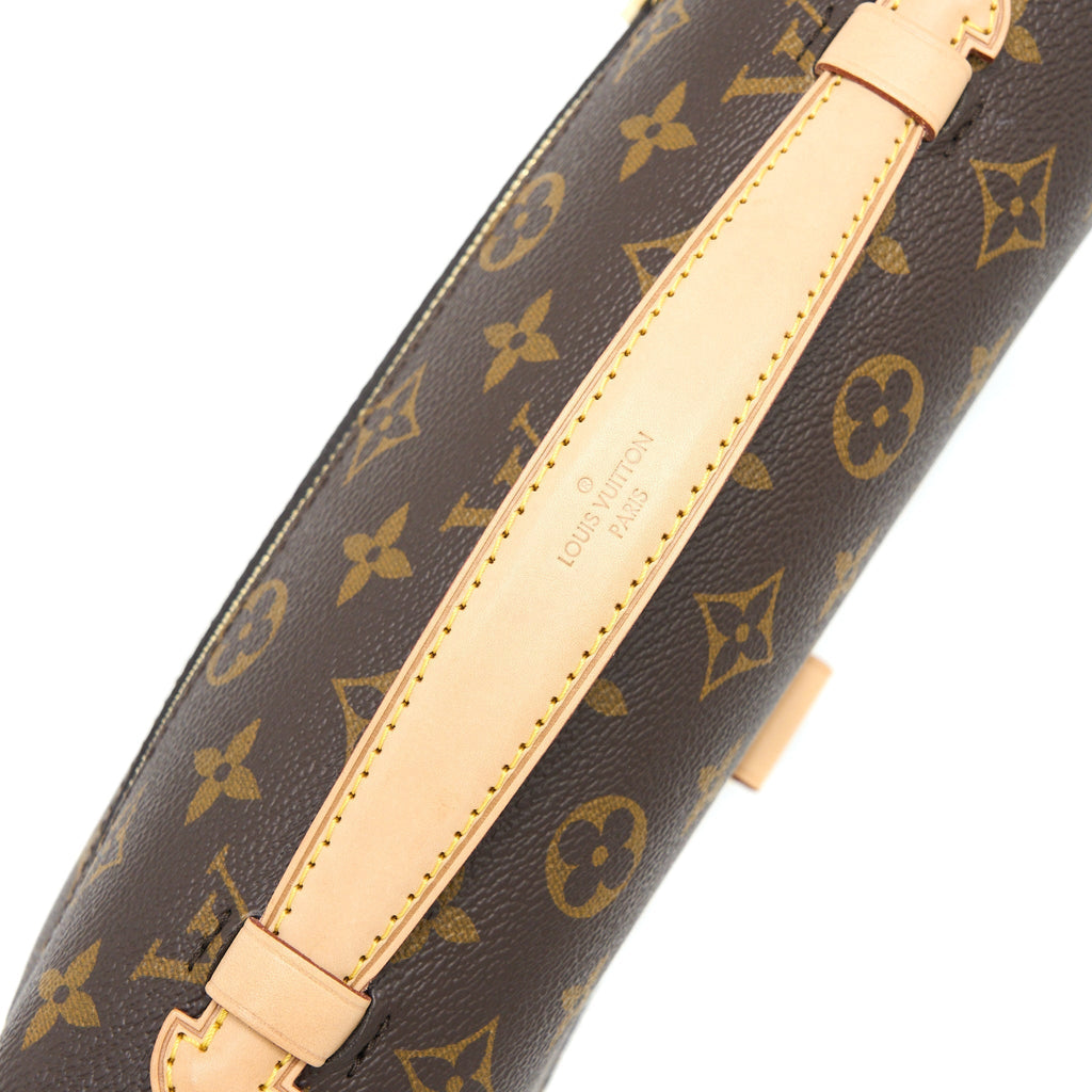 louis-vuitton-pochette-metis-monograms-canvas-ghw
