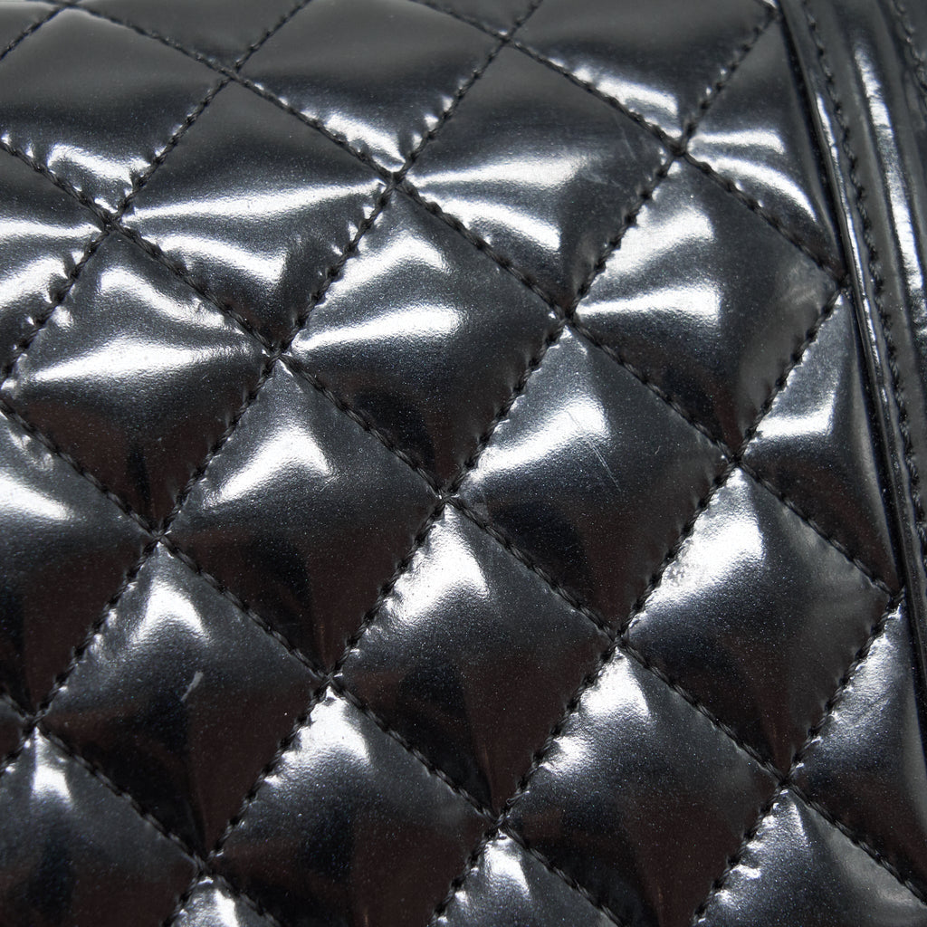 chanel-medium-le-boy-patent-leather-black-lghw