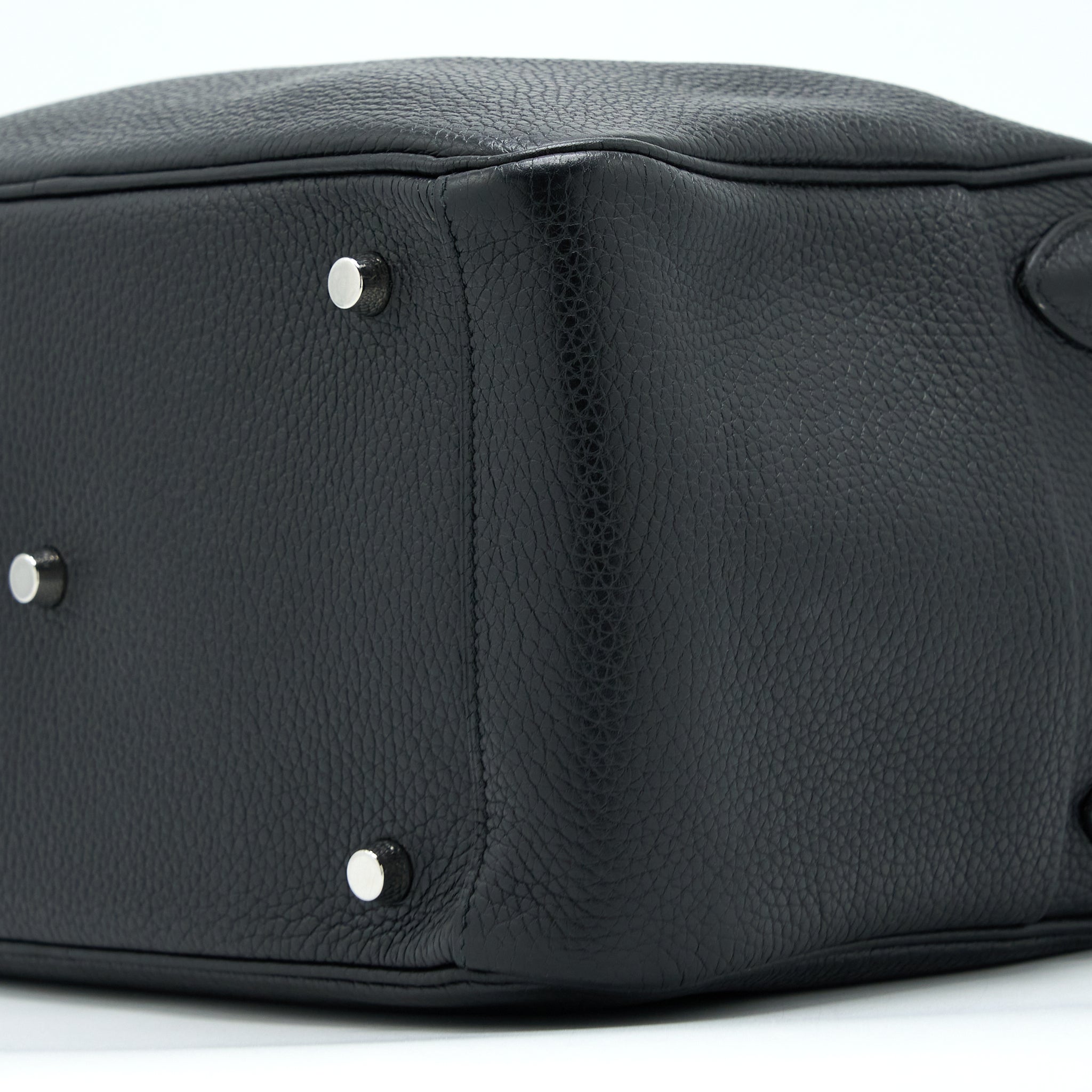 hermes-lindy-30-clemence-leather-black-sesame-shw-stamp-c