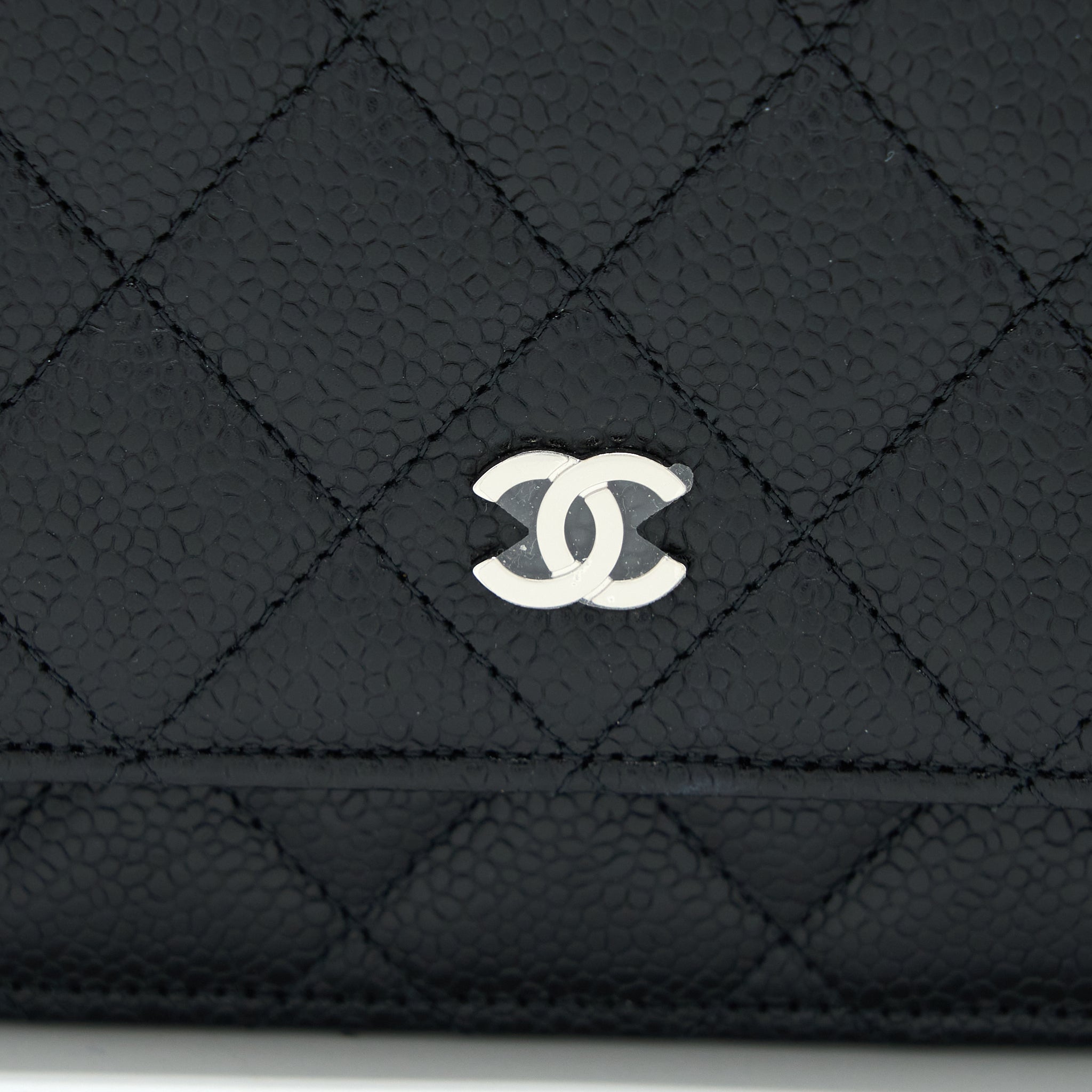 chanel-classic-wallet-on-chain-black-caviar-shw