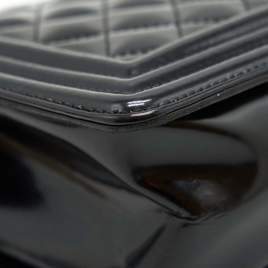 chanel-medium-le-boy-patent-leather-black-lghw