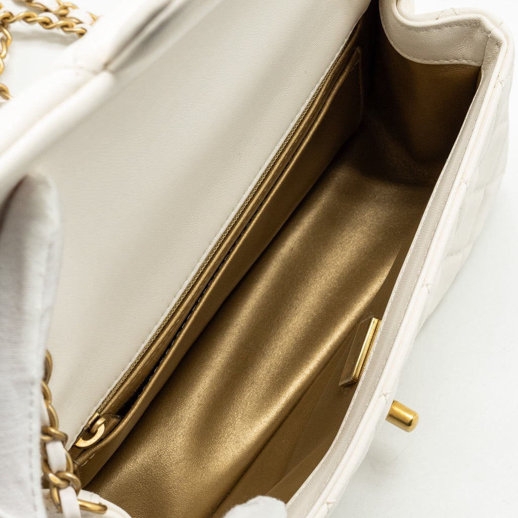 chanel-pearl-crush-mini-rectangular-flap-bag-lambskin-white-ghwmicrochip