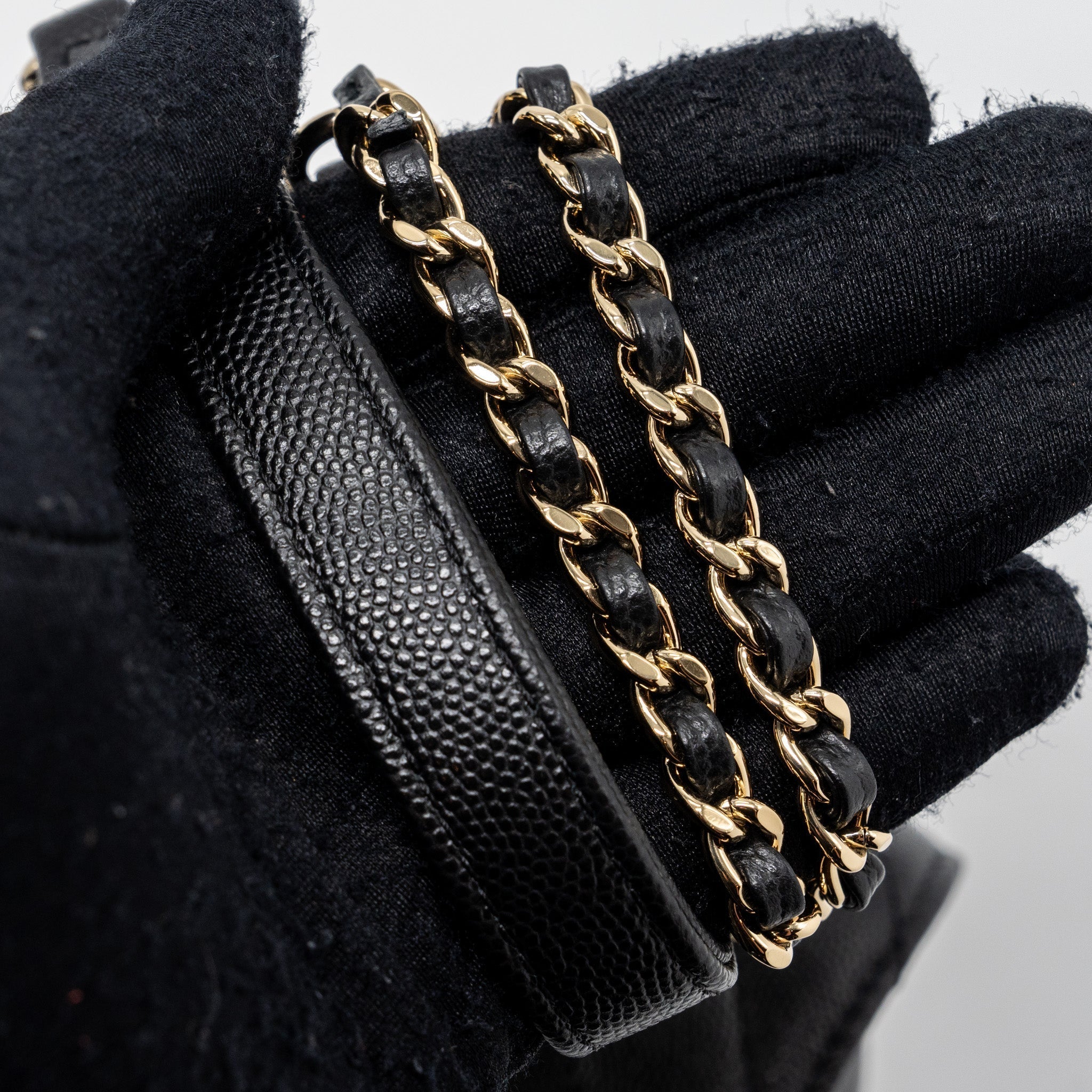 chanel-small-coco-handle-chevron-caviar-black-lghw