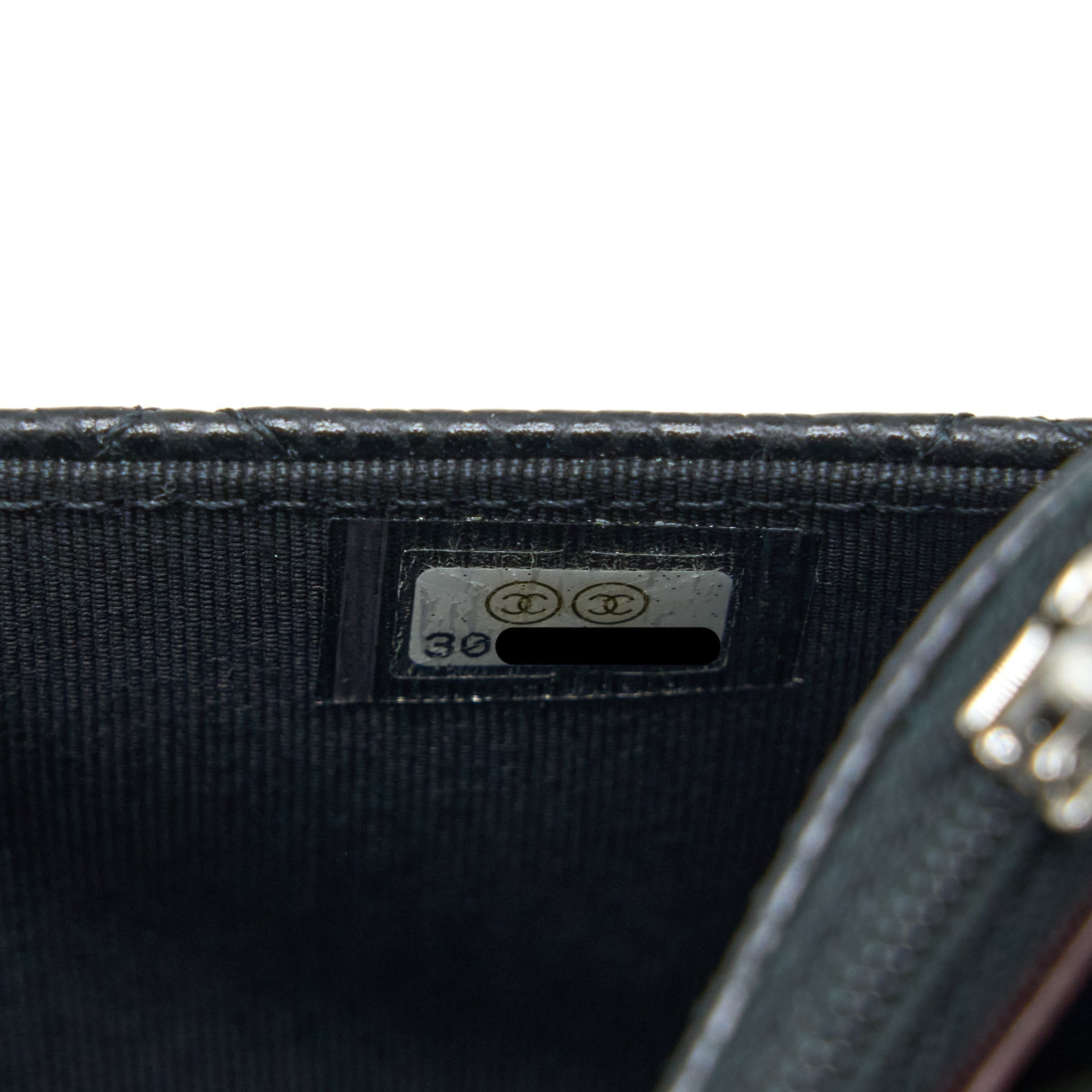 chanel-classic-wallet-on-chain-black-caviar-shw
