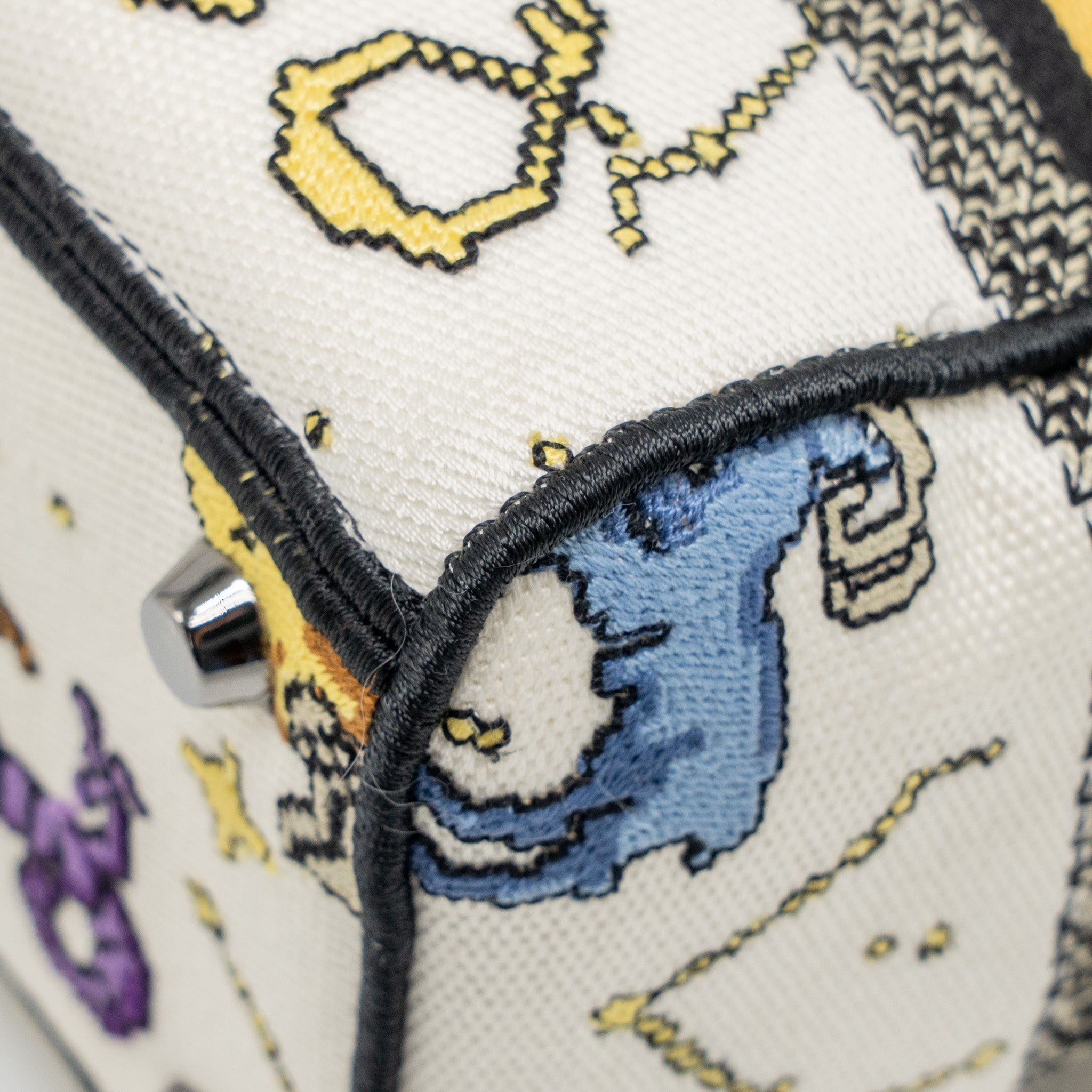 dior-medium-lady-d-lite-bag-pixel-zodiac-embroidery-canvas-multicolour-black-hardware