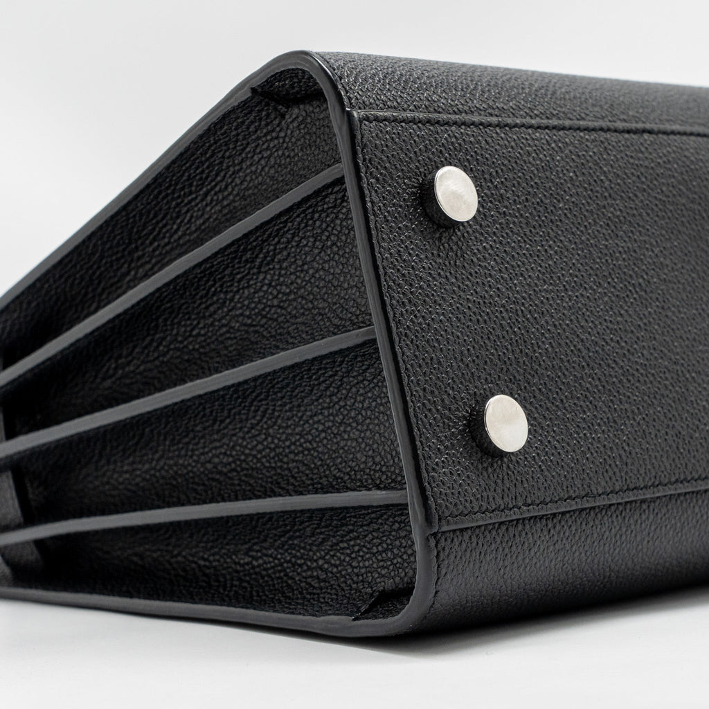 saint-laurent-sac-de-jour-grained-calfskin-black-shw-1