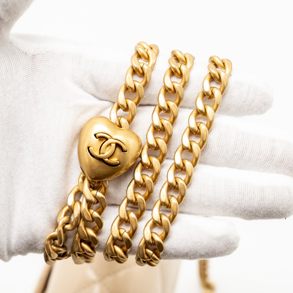 chanel-25c-coco-love-adjustable-chain-shiny-lambskin-beige-ghw-microchip-copy