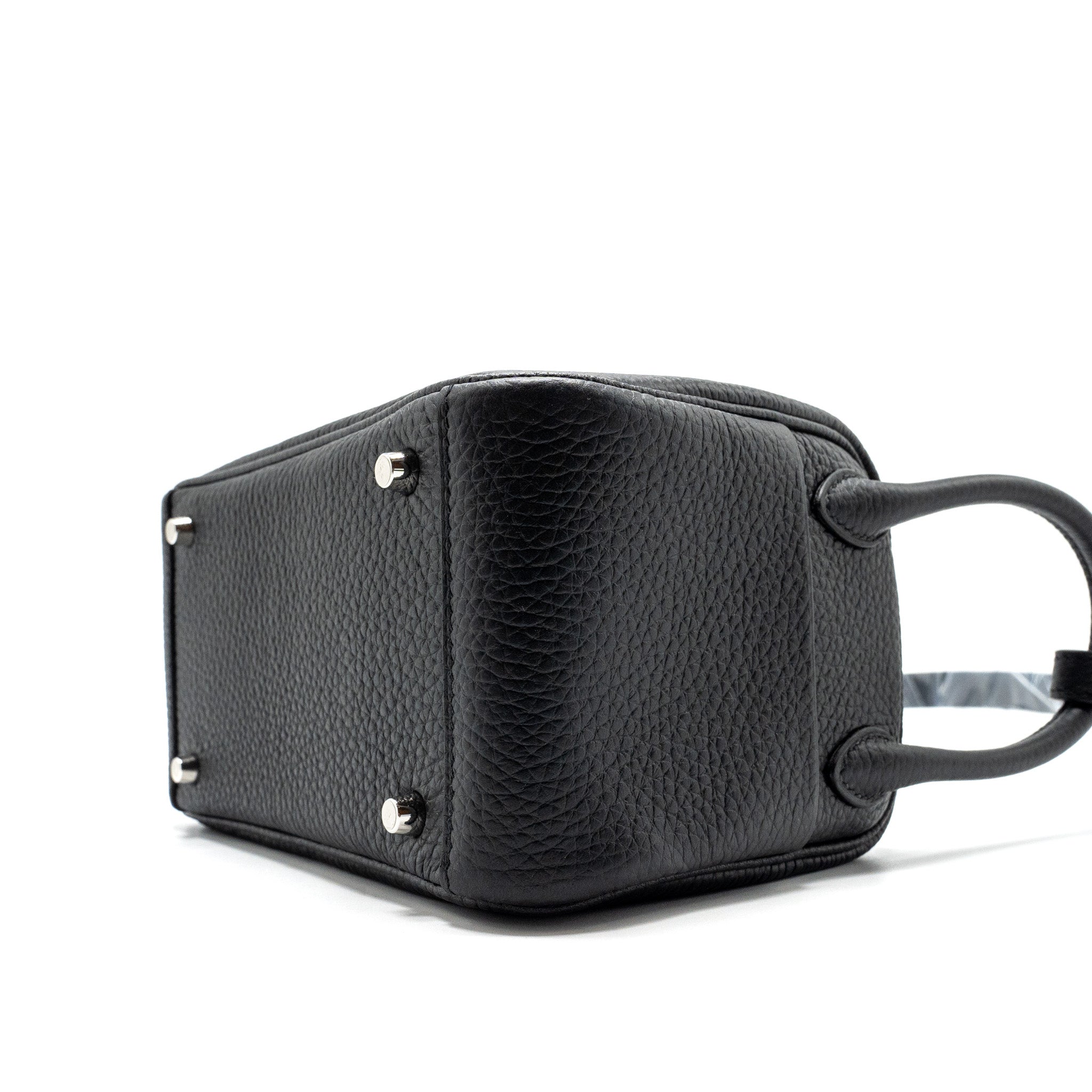 hermes-mini-lindy-clemence-black-shw-stamo-u