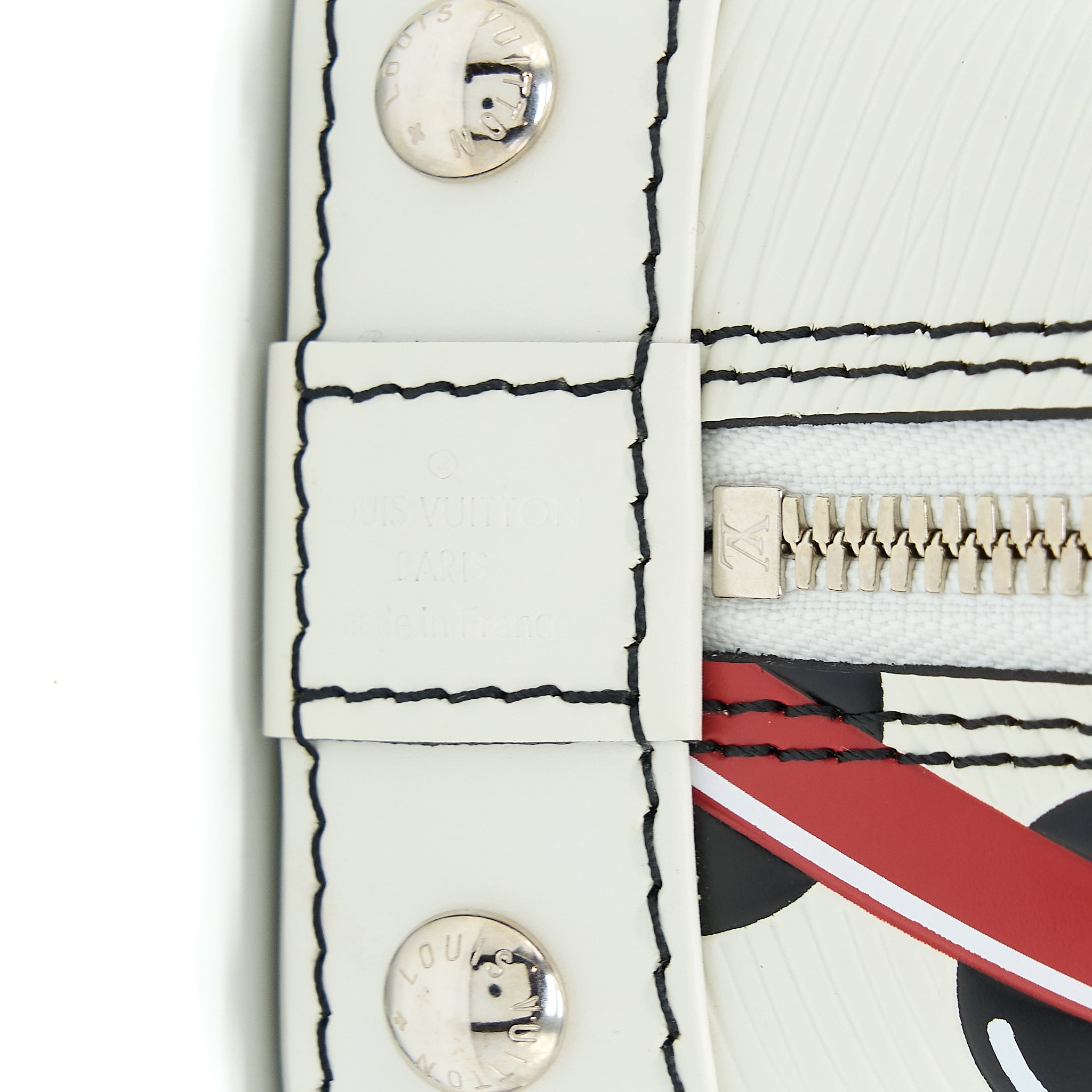 louis-vuitton-alma-bb-en-cuir-occasion-epi-leather-white-black-with-shw