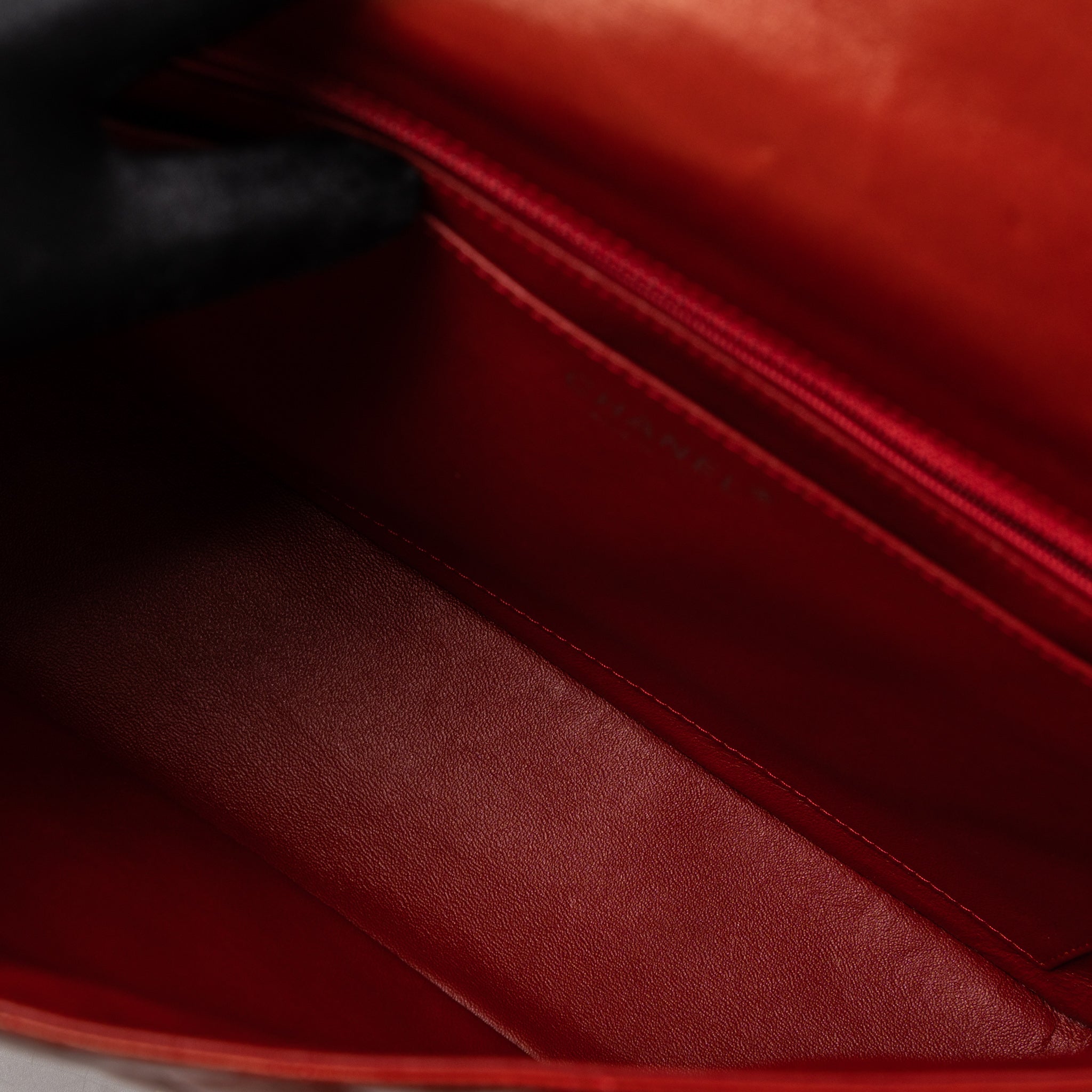 chanel-jumbo-classic-single-flap-bag-lambskin-red-shw