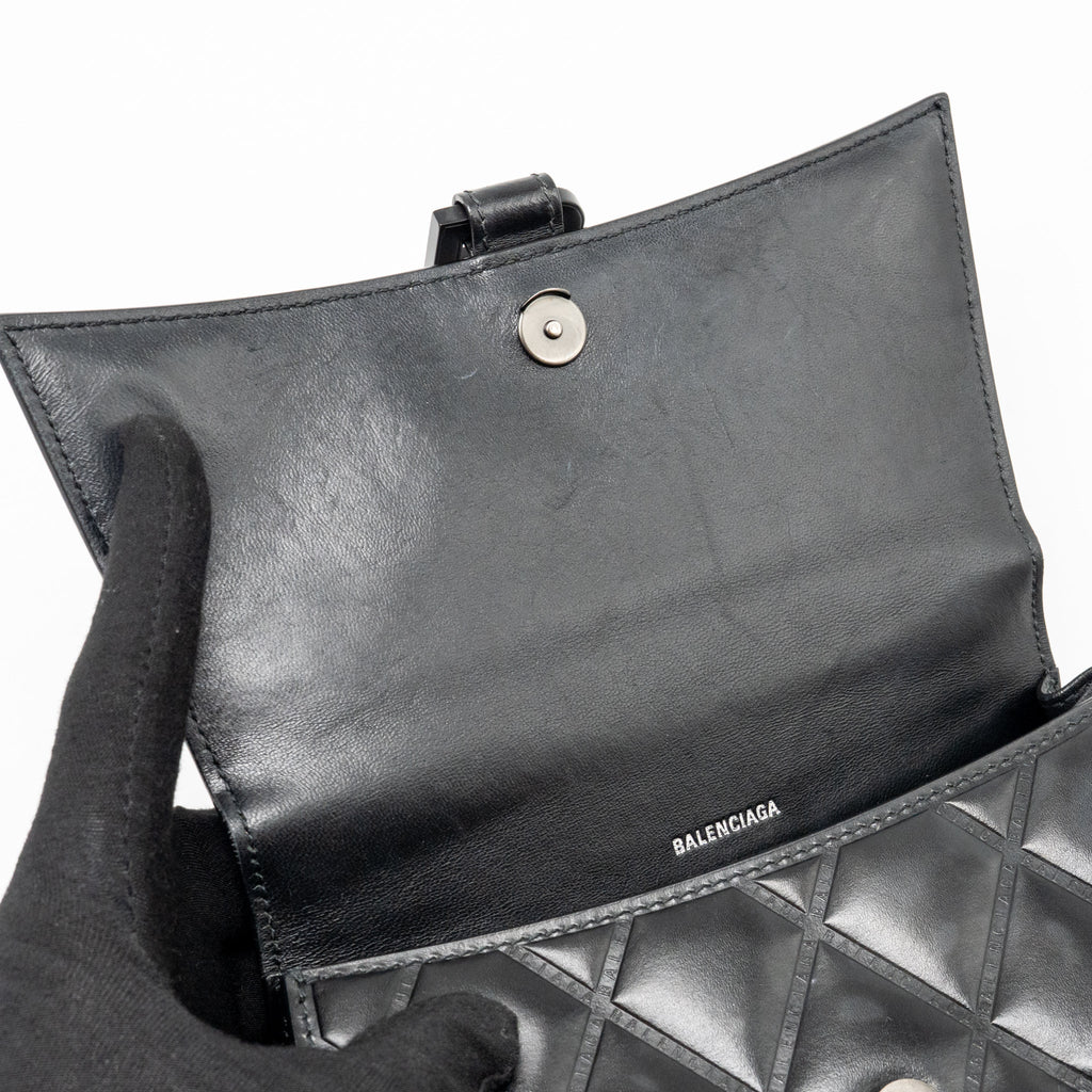 balenciaga-small-hourglass-bag-quilted-calfskin-so-black