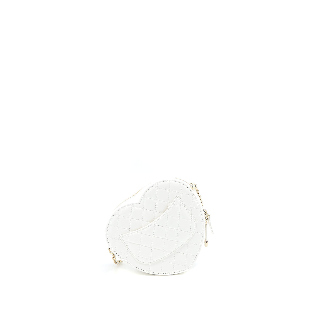 chanel-22s-heart-bag-lambskin-white-lghw-microchip-2