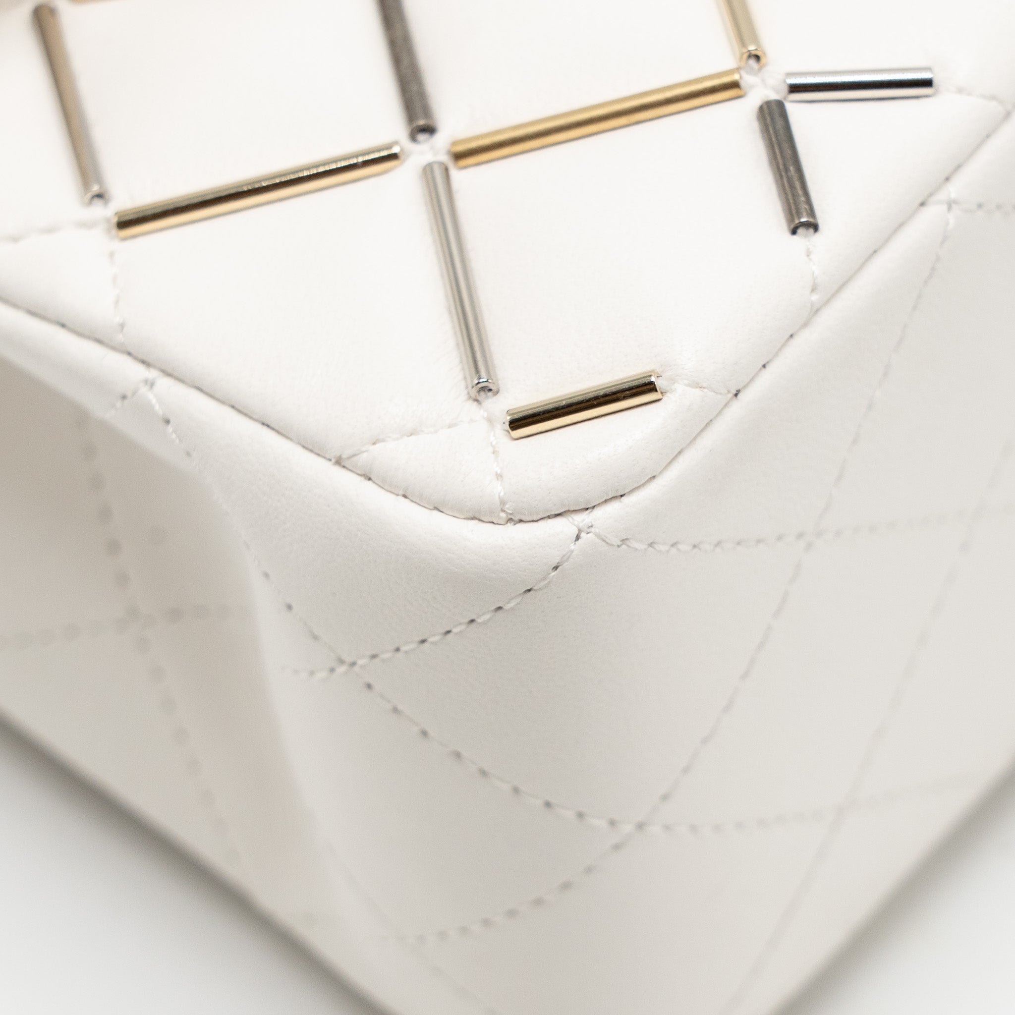 chanel-bicolor-metal-small-classic-double-flap-bag-lambskin-white-mulitcolour-hardware-copy-1
