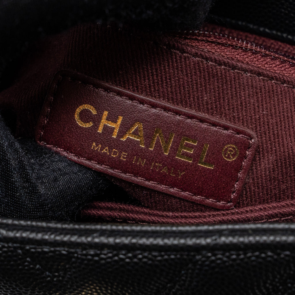 chanel-small-coco-handle-chevron-caviar-black-lghw