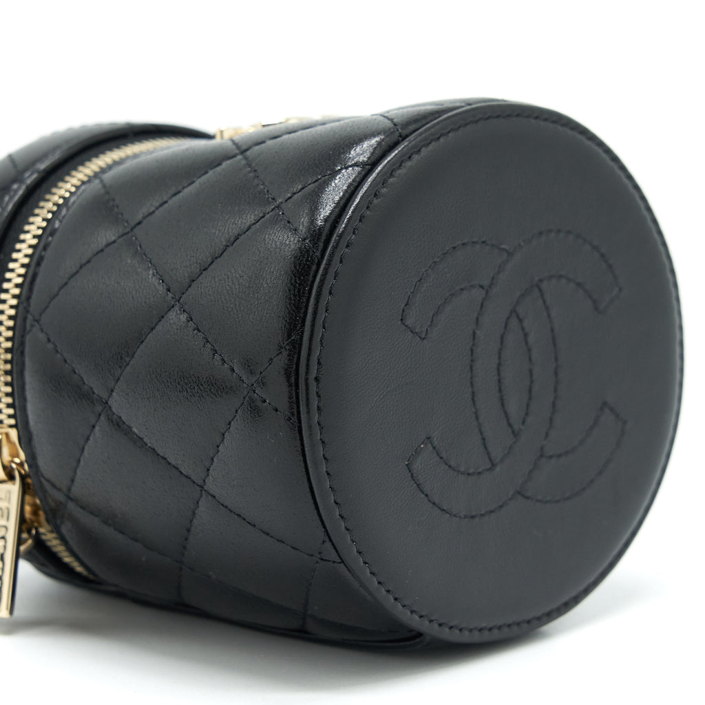chanel-22s-top-handle-super-mini-vanity-lambskin-black-lghw