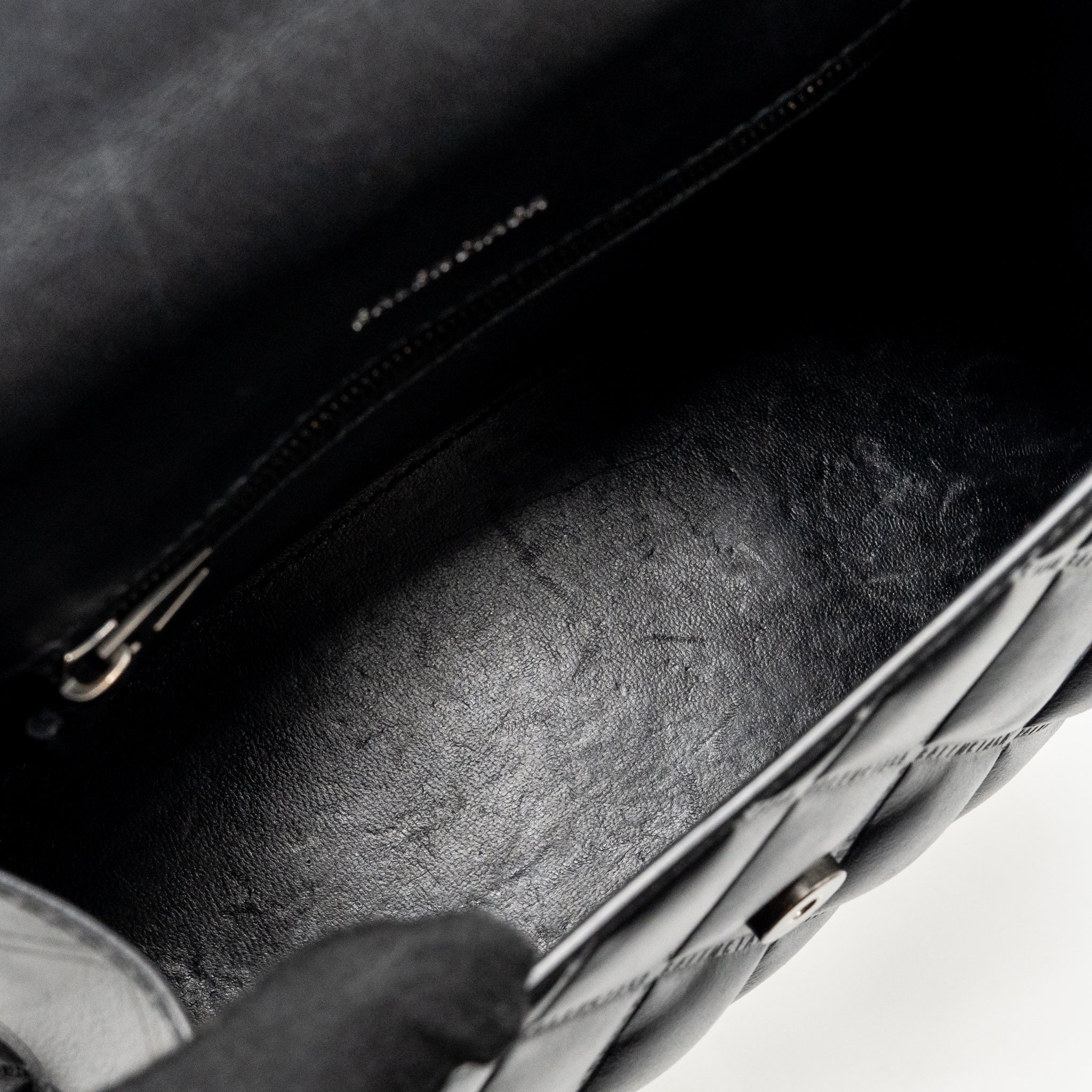 balenciaga-small-hourglass-bag-quilted-calfskin-so-black