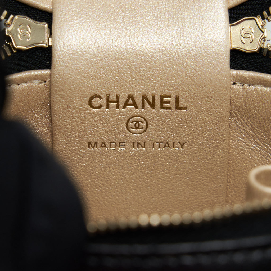 chanel-22s-top-handle-super-mini-vanity-lambskin-black-lghw