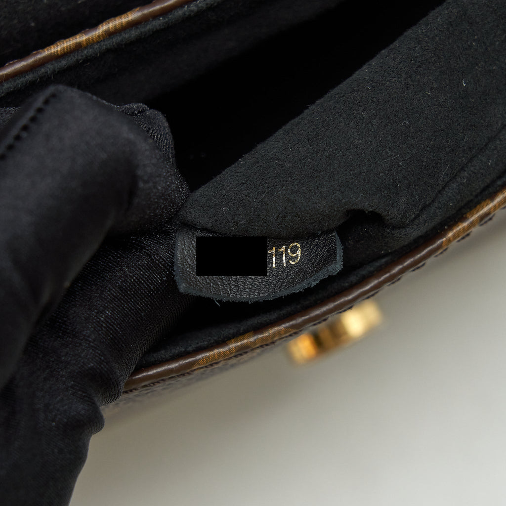 louis-vuitton-locky-bb-monogram-canvas-black-ghw