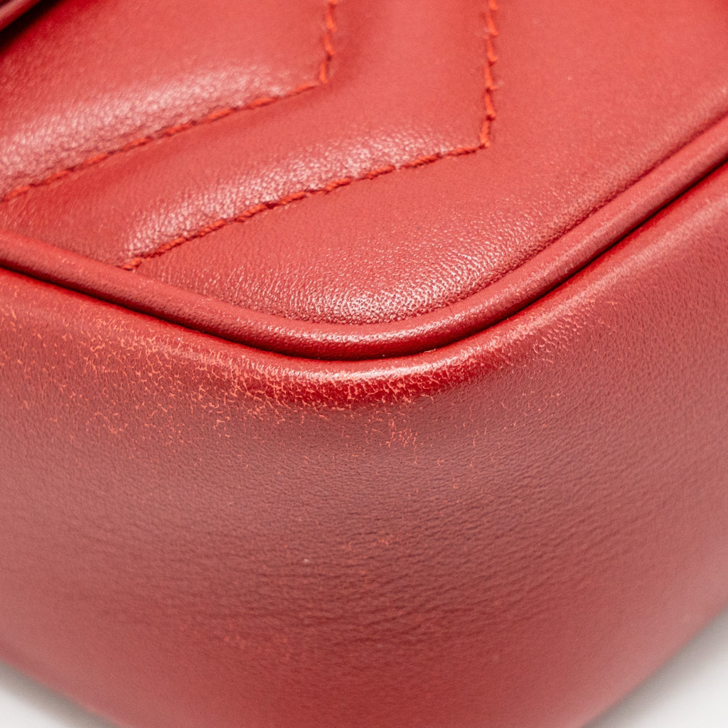 gucci-gg-marmont-super-mini-bag-matelasse-calfskin-red-brushed-ghw