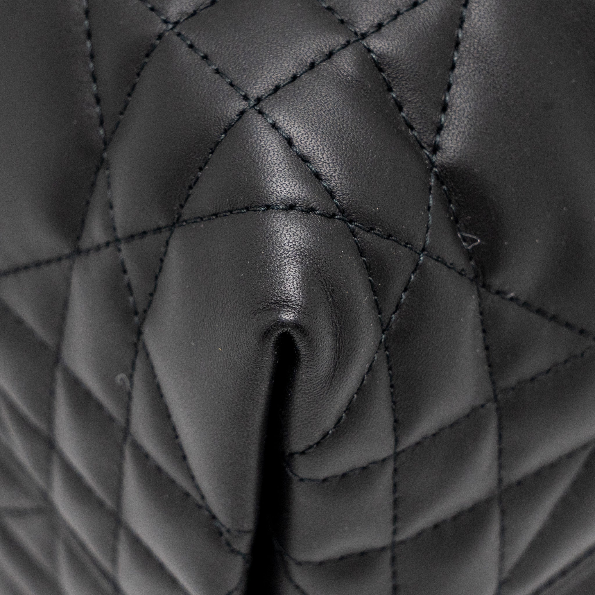 dior-medium-dior-toujours-bag-macrocannage-calfskin-black-lghw