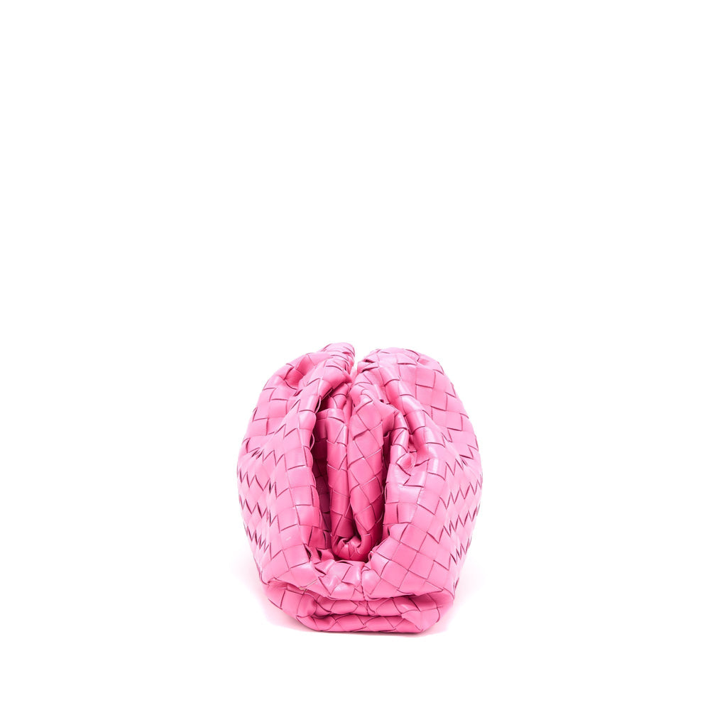 bottega-veneta-clutch-interccato-pink