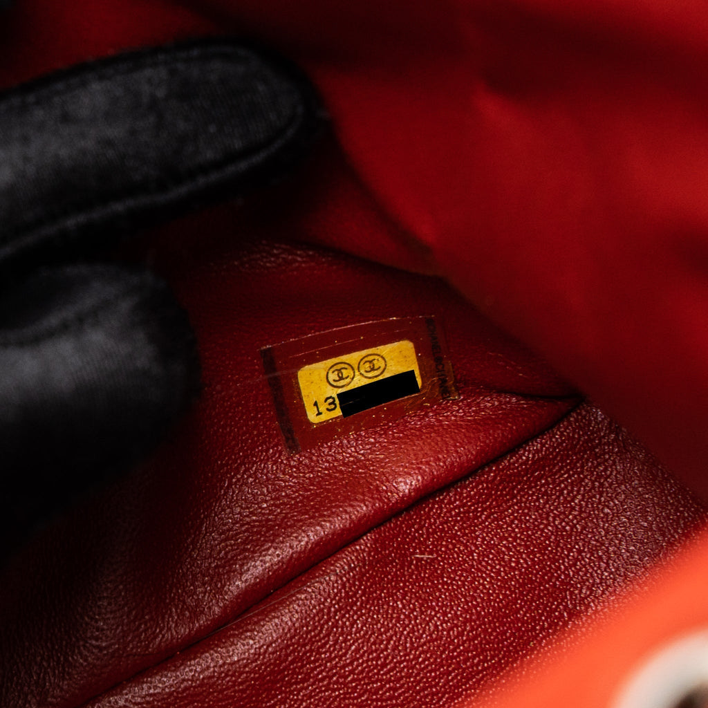 chanel-jumbo-classic-single-flap-bag-lambskin-red-shw