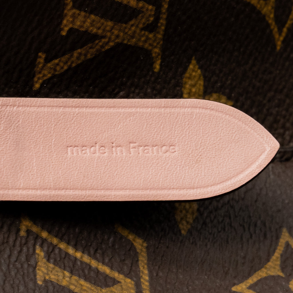 louis-vuitton-neonoe-monogram-canvas-rose-poudre-ghw-1