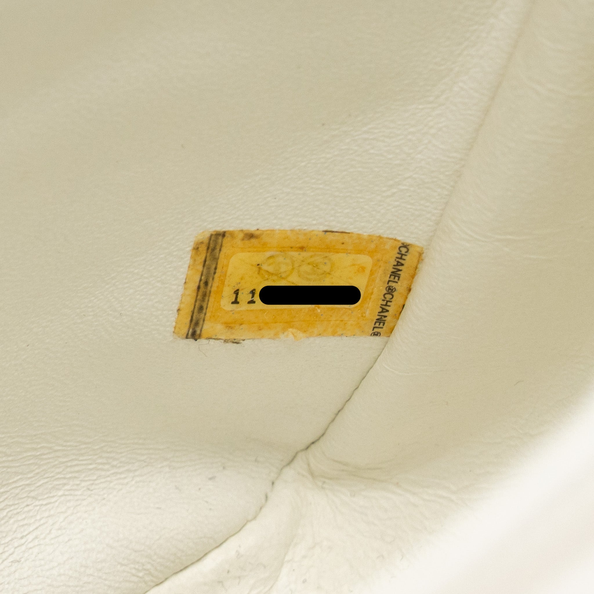 chanel-jumbo-classic-single-flap-bag-caviar-white-shw