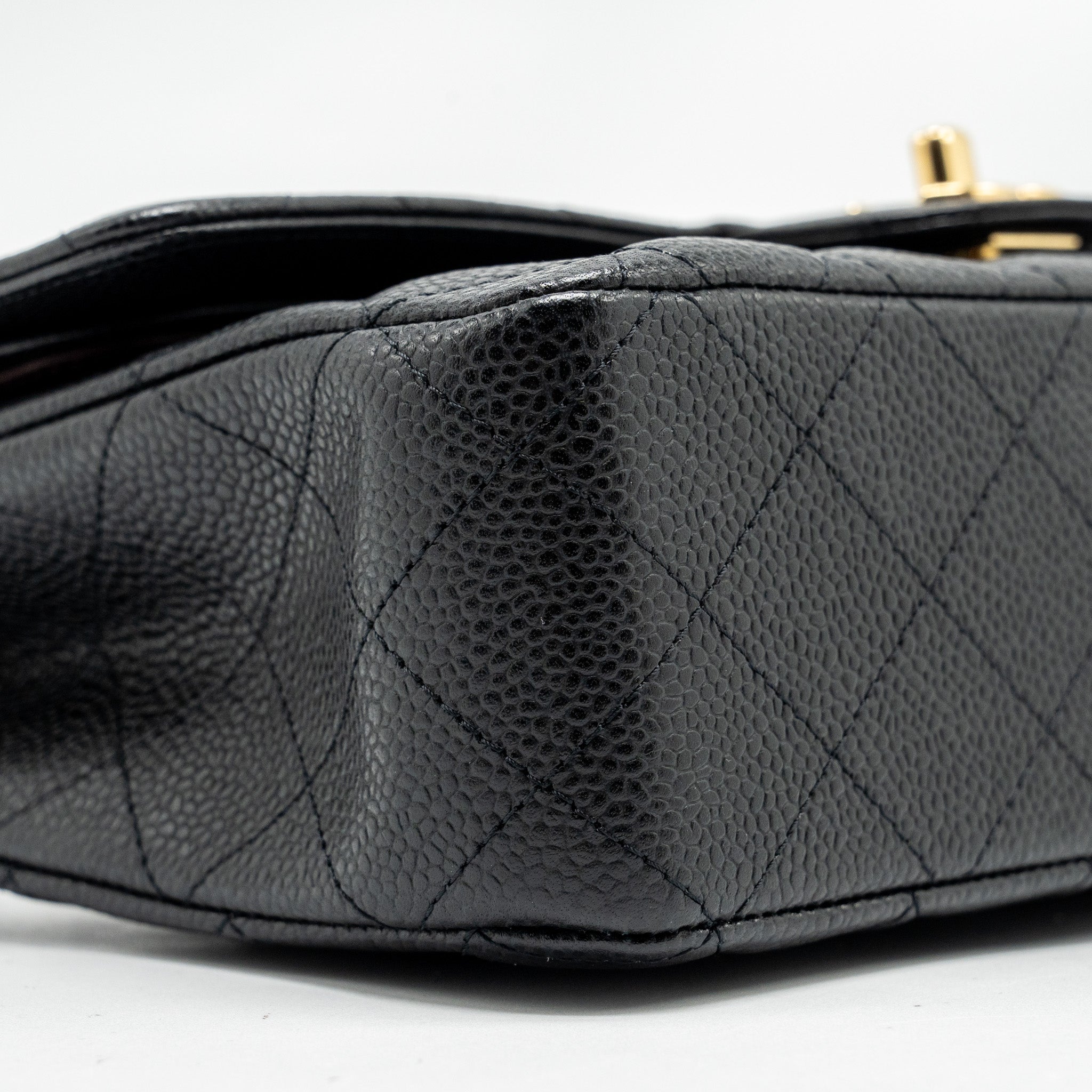 chanel-medium-classic-double-flap-bag-caviar-black-ghw-24
