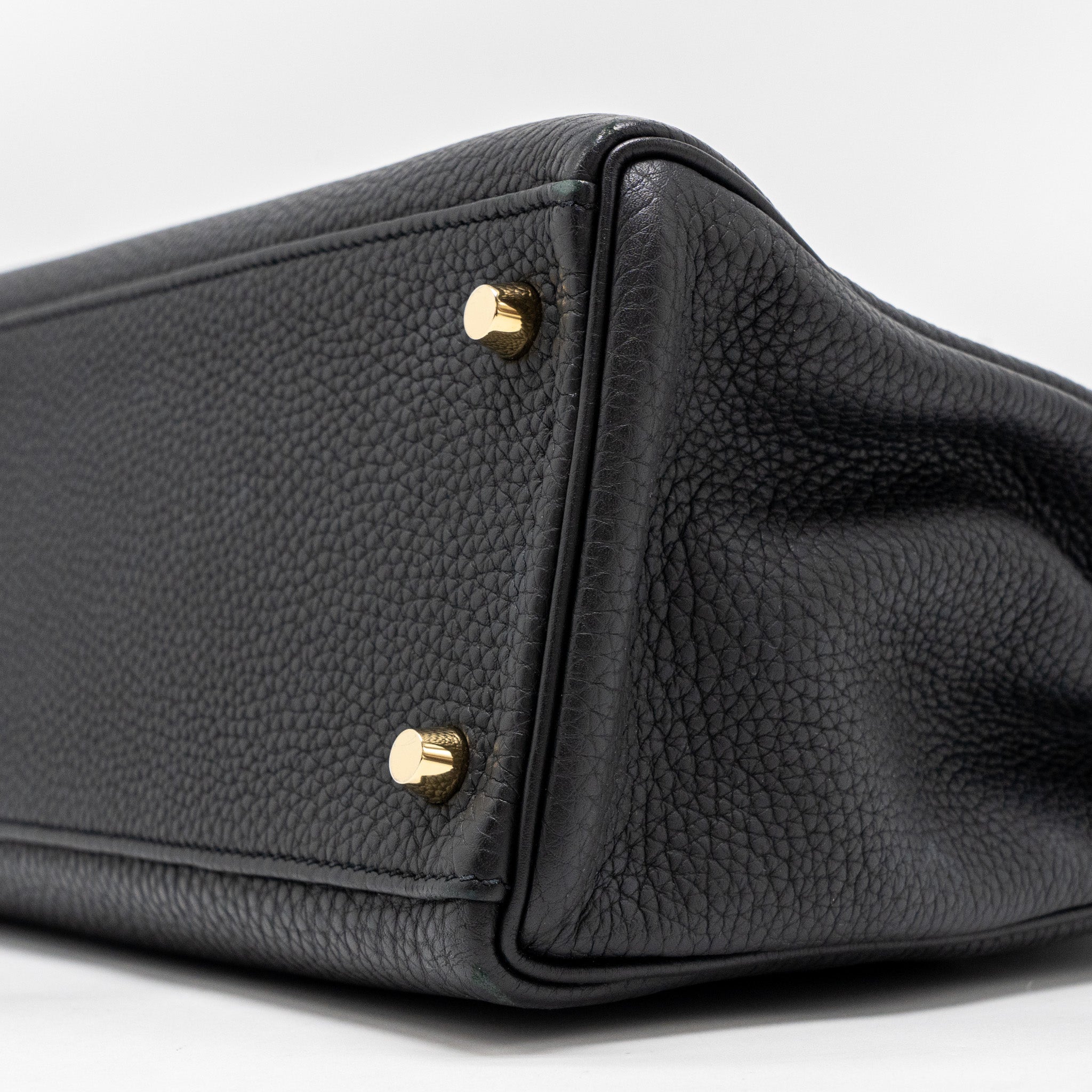hermes-kelly-32-togo-black-ghw-stamp